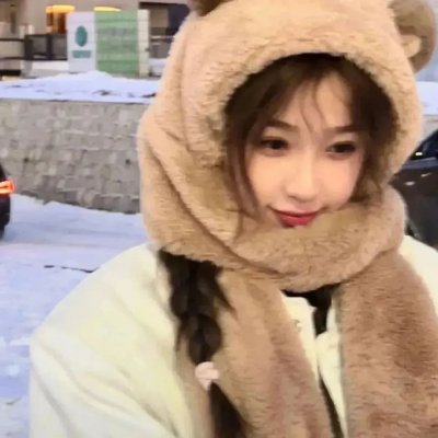 隔楼女孩:我们之间的层距